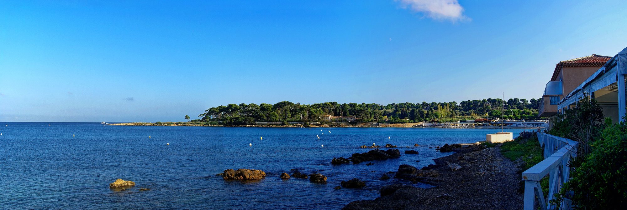 Cap d'Antibes, view over Boulevard de la Garoupe